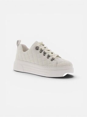 J Slides Aimee Quilted Platform Sneakers - Off-White. Size 9.5